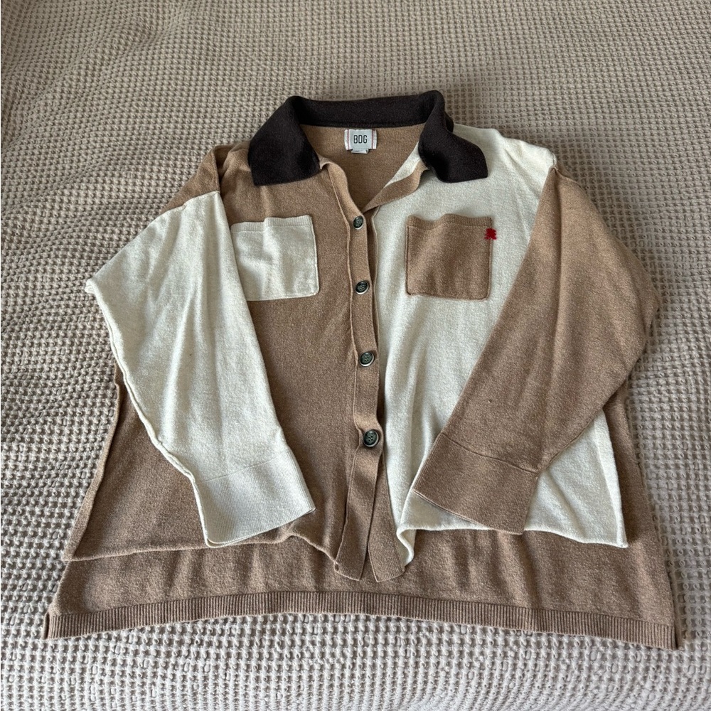UO Color Blocked Button Down